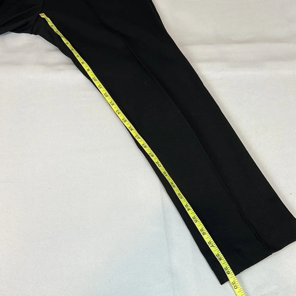 Chico’s Women’s Front Seam Ponte Knit Side Zip Black Pant Chico’s Size 1.5 - Picture 10 of 10